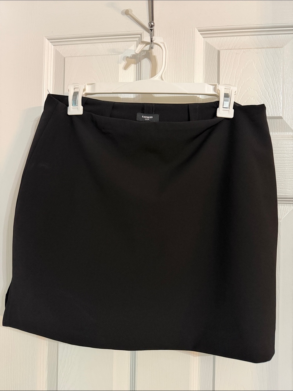 Express Black Stretch high waisted skort
